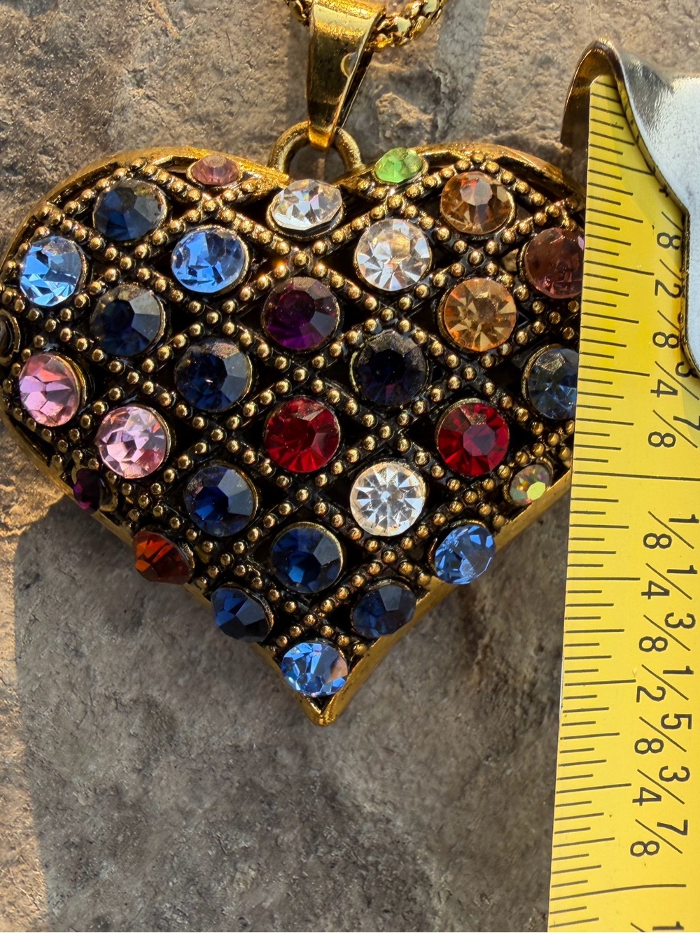 Betsey Johnson Gold Multicolor Crystal Heart Locket Necklace 30” - Picture 10 of 11